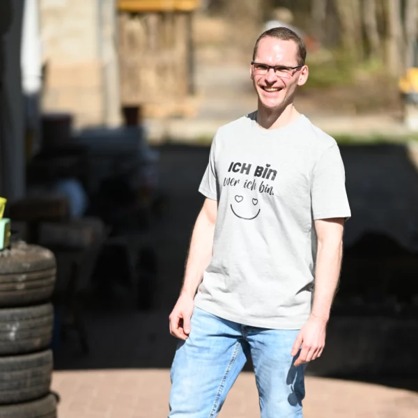 Unisex T-Shirt "Ich bin wer ich bin"
